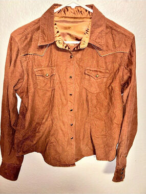 Twenty X woman’s Brown Snap-Front Shirt